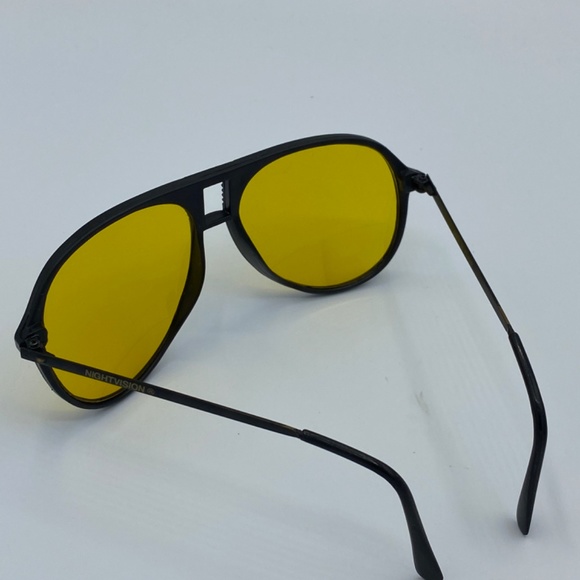 Vintage 90’s Aviator “Night Vision” Glasses - Picture 4 of 8